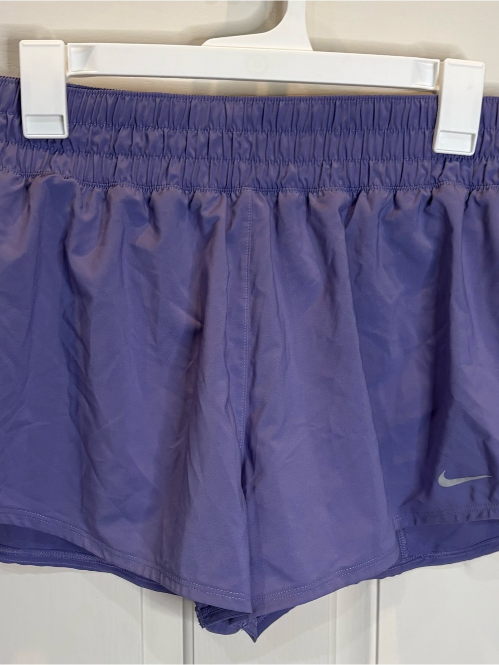 Nike One Dri-FIT Mid-Rise Brief-Lined Shorts Women’s Sz L NWT